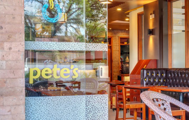 Pete’s Café Entrance